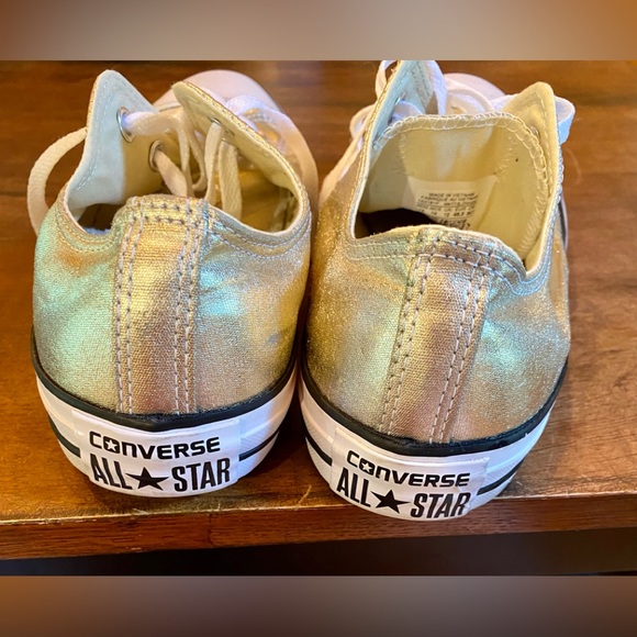 ⭐️CONVERSE METALLIC GOLD CTAS OX LOW TOP SNEAKER⭐️ - Picture 7 of 10